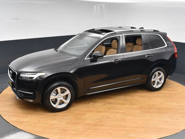 2017 Volvo XC90 Momentum