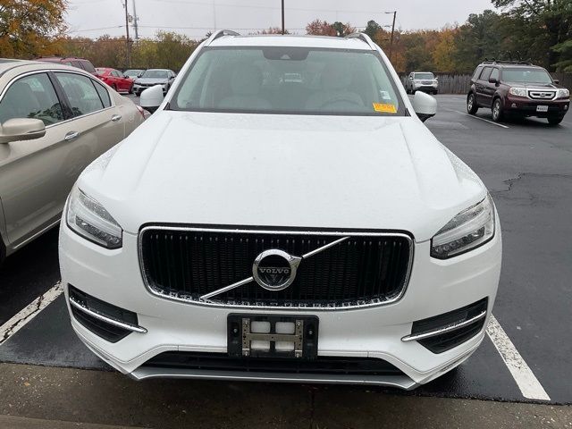 2017 Volvo XC90 Momentum