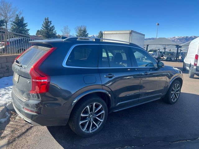 2017 Volvo XC90 Momentum