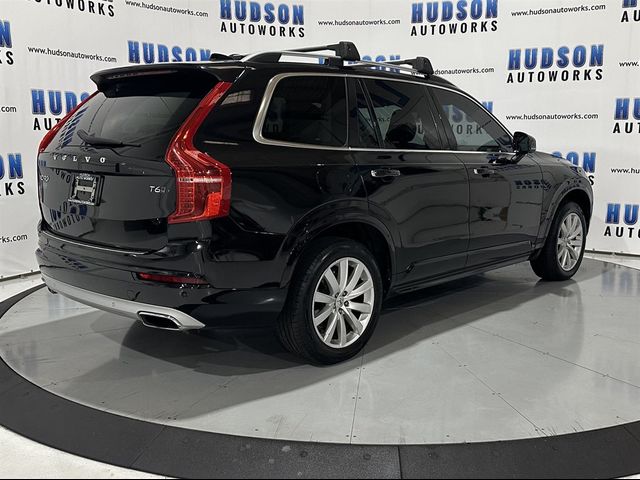 2017 Volvo XC90 Momentum