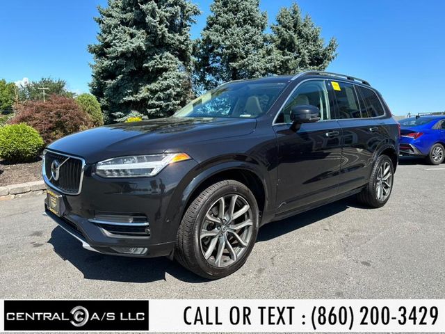 2017 Volvo XC90 Momentum