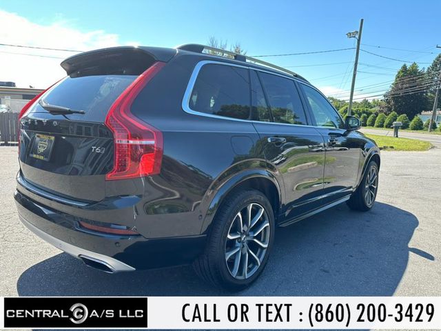 2017 Volvo XC90 Momentum