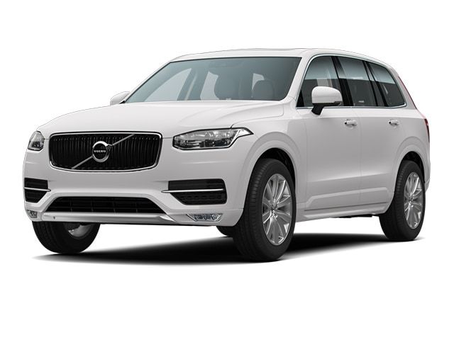 2017 Volvo XC90 Momentum