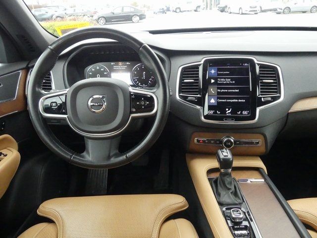 2017 Volvo XC90 Inscription