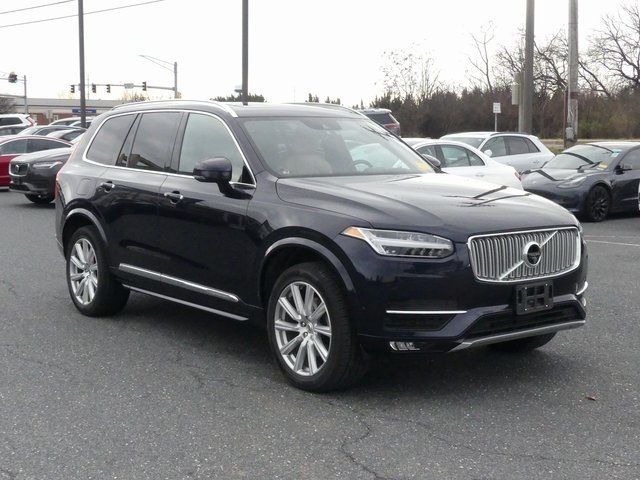 2017 Volvo XC90 Inscription