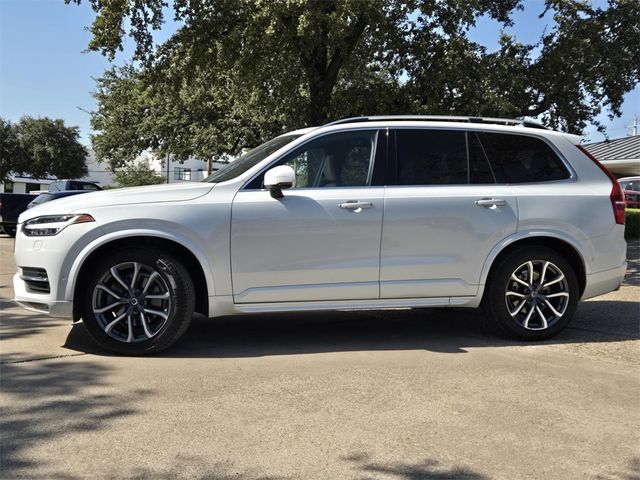 2017 Volvo XC90 Momentum