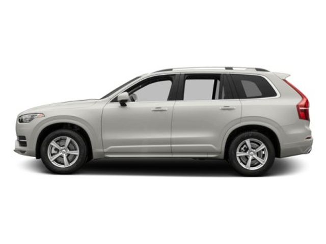 2017 Volvo XC90 Momentum