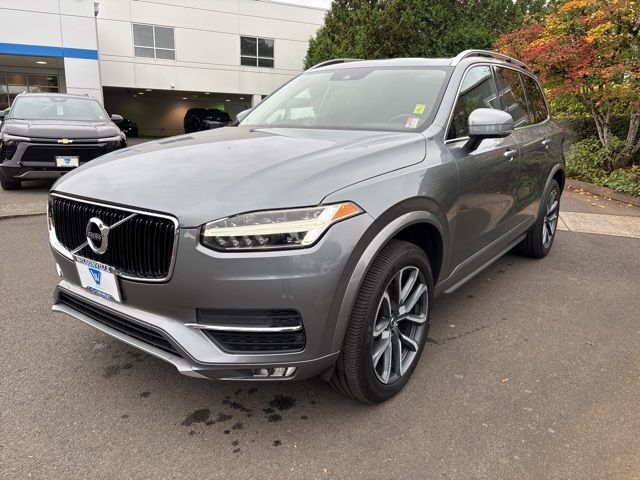 2017 Volvo XC90 Momentum