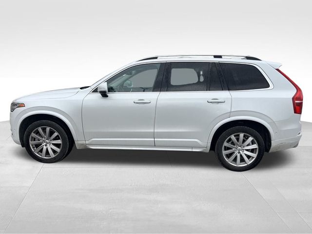 2017 Volvo XC90 Momentum