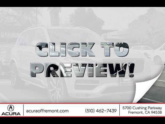 2017 Volvo XC90 Momentum