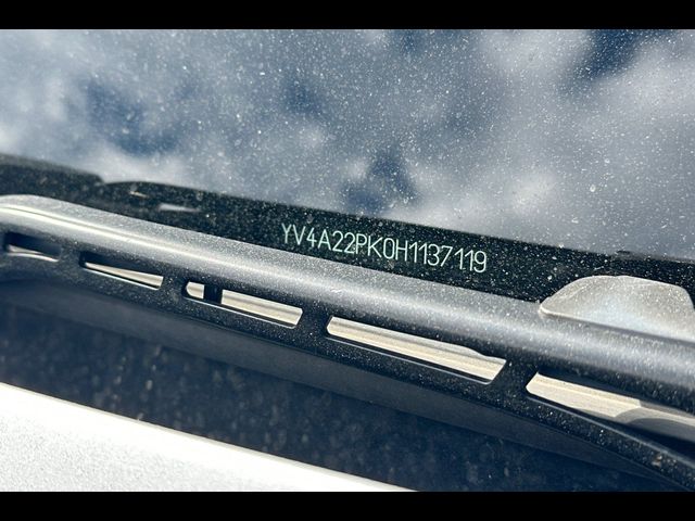 2017 Volvo XC90 Momentum