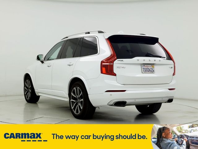 2017 Volvo XC90 Momentum