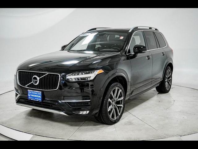 2017 Volvo XC90 Momentum