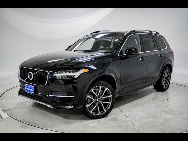 2017 Volvo XC90 Momentum