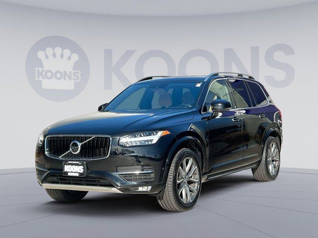 2017 Volvo XC90 Momentum