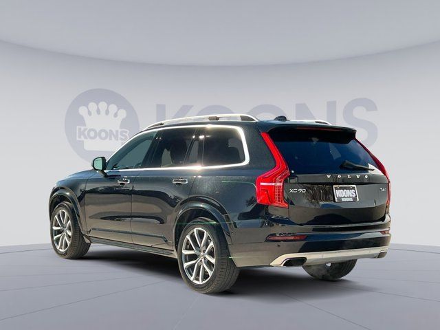 2017 Volvo XC90 Momentum