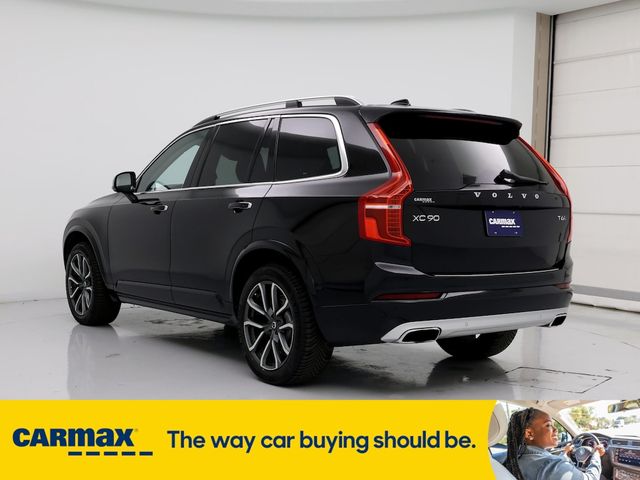 2017 Volvo XC90 Momentum