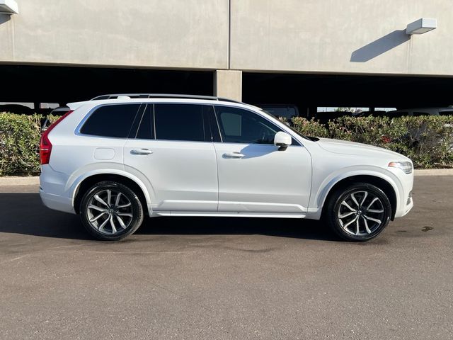 2017 Volvo XC90 Momentum