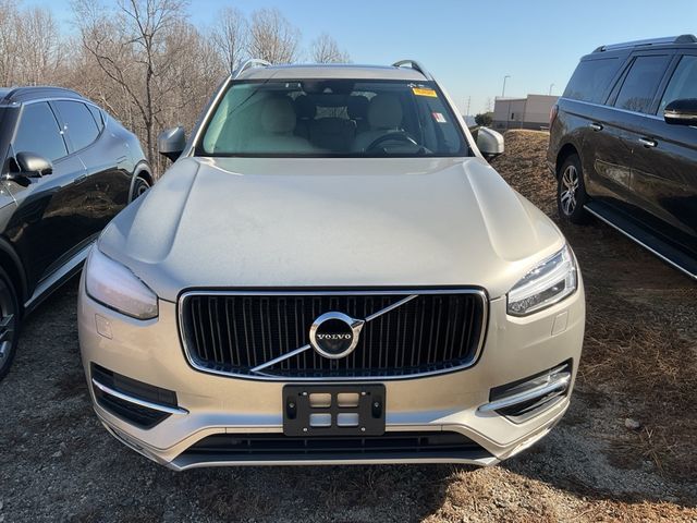 2017 Volvo XC90 Momentum