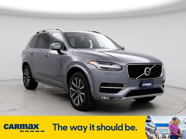 2017 Volvo XC90 Momentum