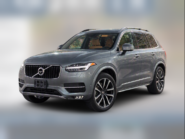 2017 Volvo XC90 Momentum