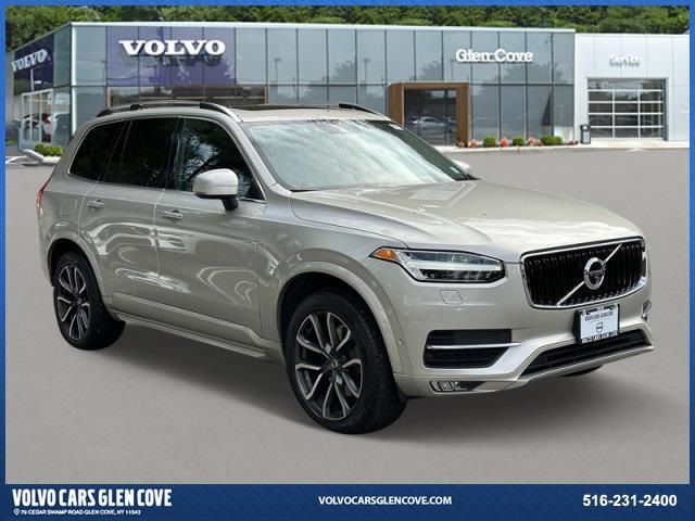 2017 Volvo XC90 Momentum