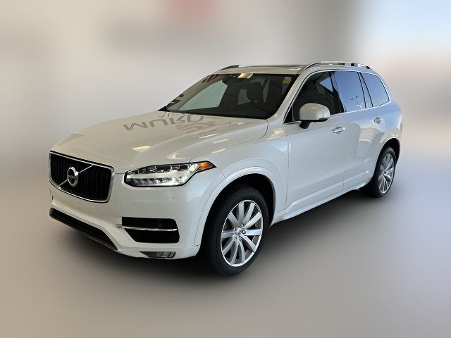 2017 Volvo XC90 Momentum