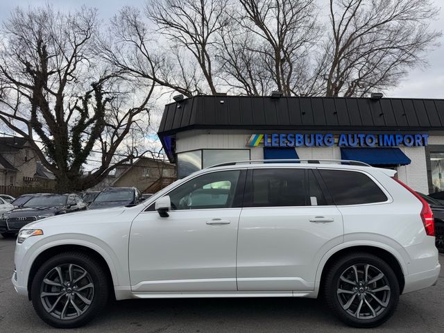 2017 Volvo XC90 Momentum