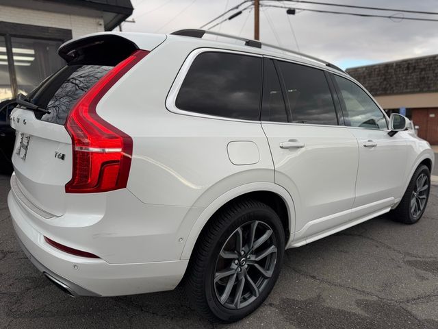 2017 Volvo XC90 Momentum