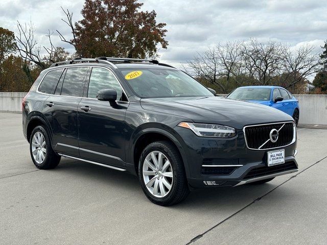 2017 Volvo XC90 Momentum