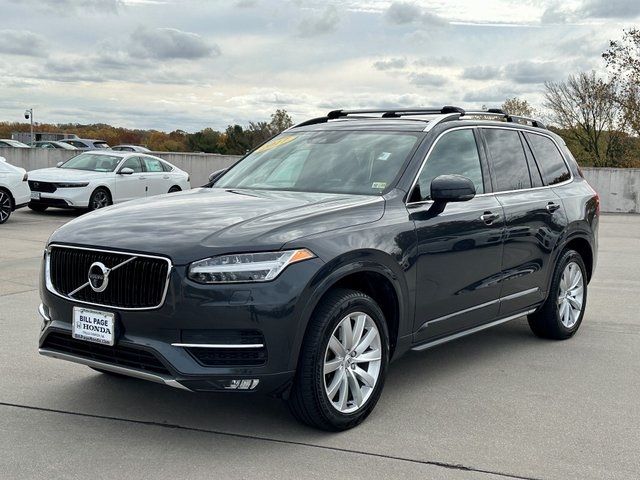 2017 Volvo XC90 Momentum