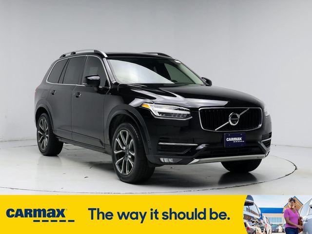 2017 Volvo XC90 Momentum