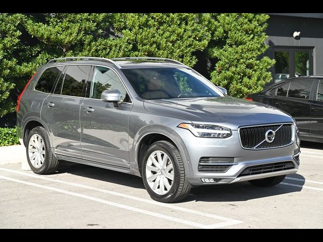 2017 Volvo XC90 Momentum