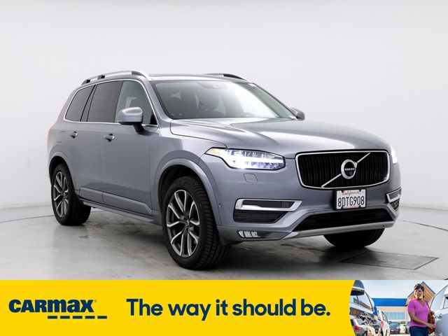 2017 Volvo XC90 Momentum