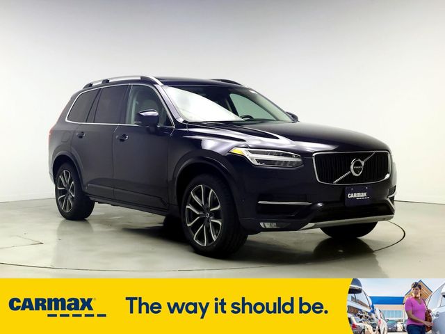 2017 Volvo XC90 Momentum