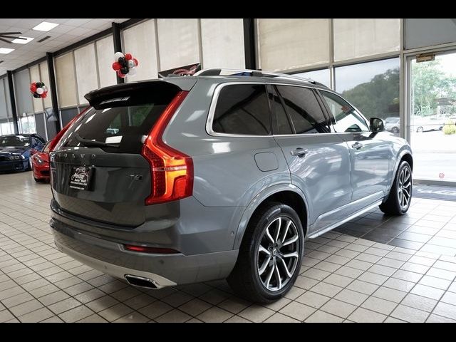 2017 Volvo XC90 Momentum