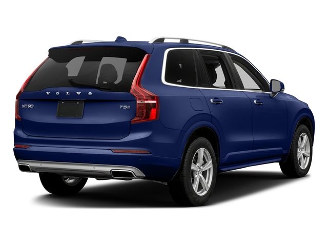 2017 Volvo XC90 Momentum