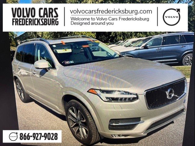 2017 Volvo XC90 Momentum