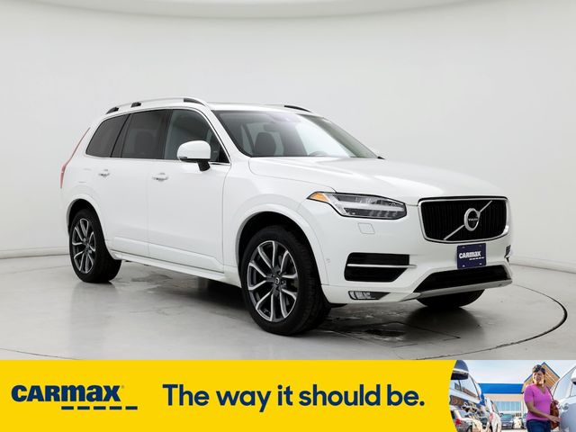 2017 Volvo XC90 Momentum