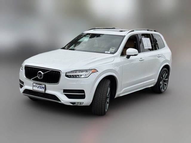 2017 Volvo XC90 Momentum