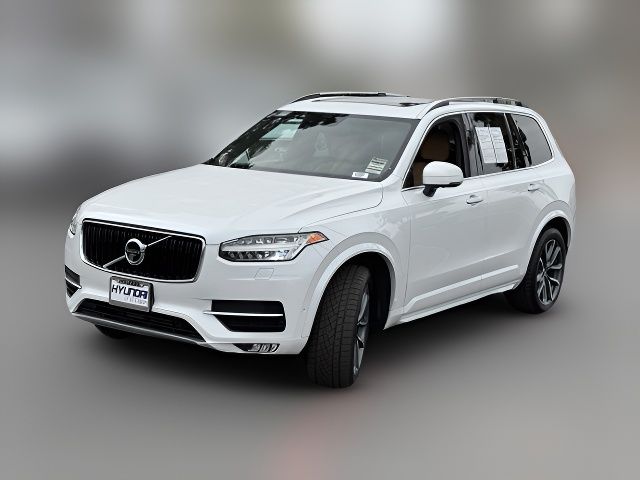 2017 Volvo XC90 Momentum