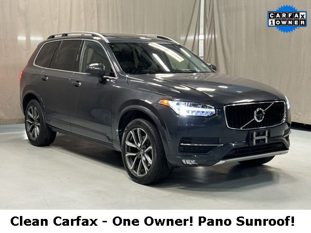 2017 Volvo XC90 Momentum