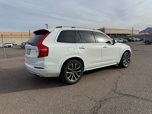 2017 Volvo XC90 Momentum