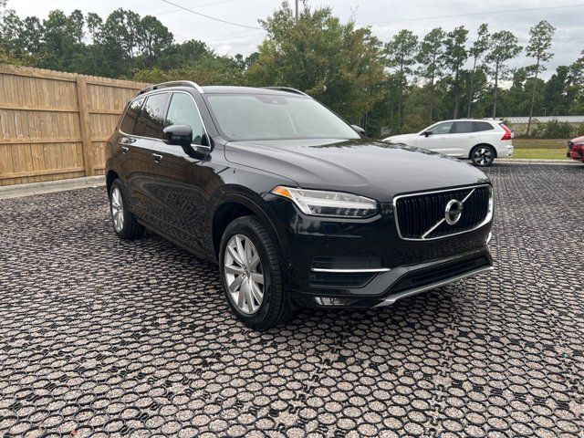 2017 Volvo XC90 Momentum