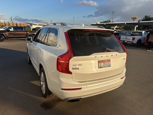 2017 Volvo XC90 Momentum