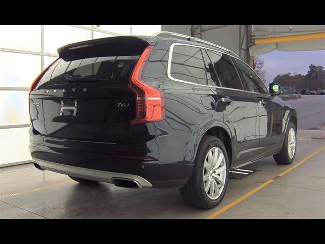 2017 Volvo XC90 Momentum