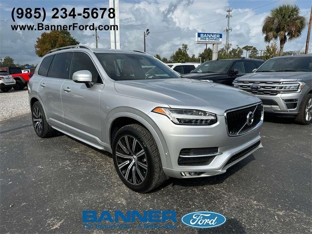 2017 Volvo XC90 Momentum