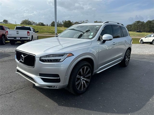 2017 Volvo XC90 Momentum