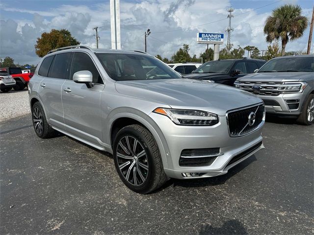 2017 Volvo XC90 Momentum