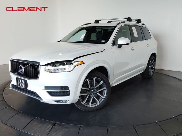 2017 Volvo XC90 Momentum